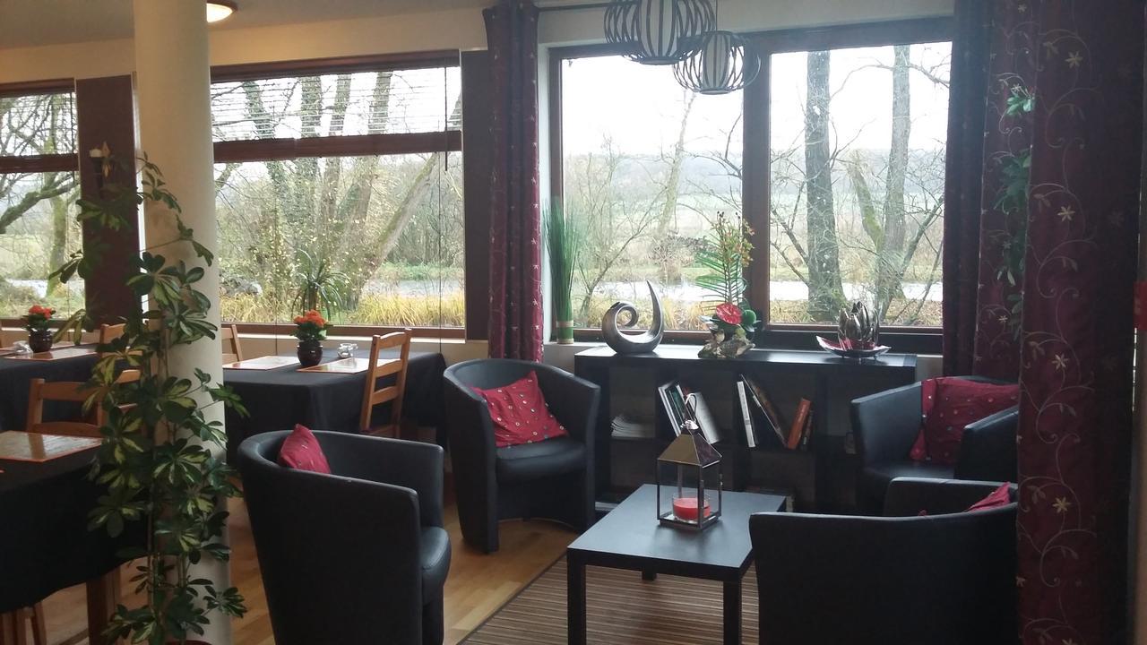 Logis Hotel Le Chantoiseau Chaumont-sur-Aire Ngoại thất bức ảnh