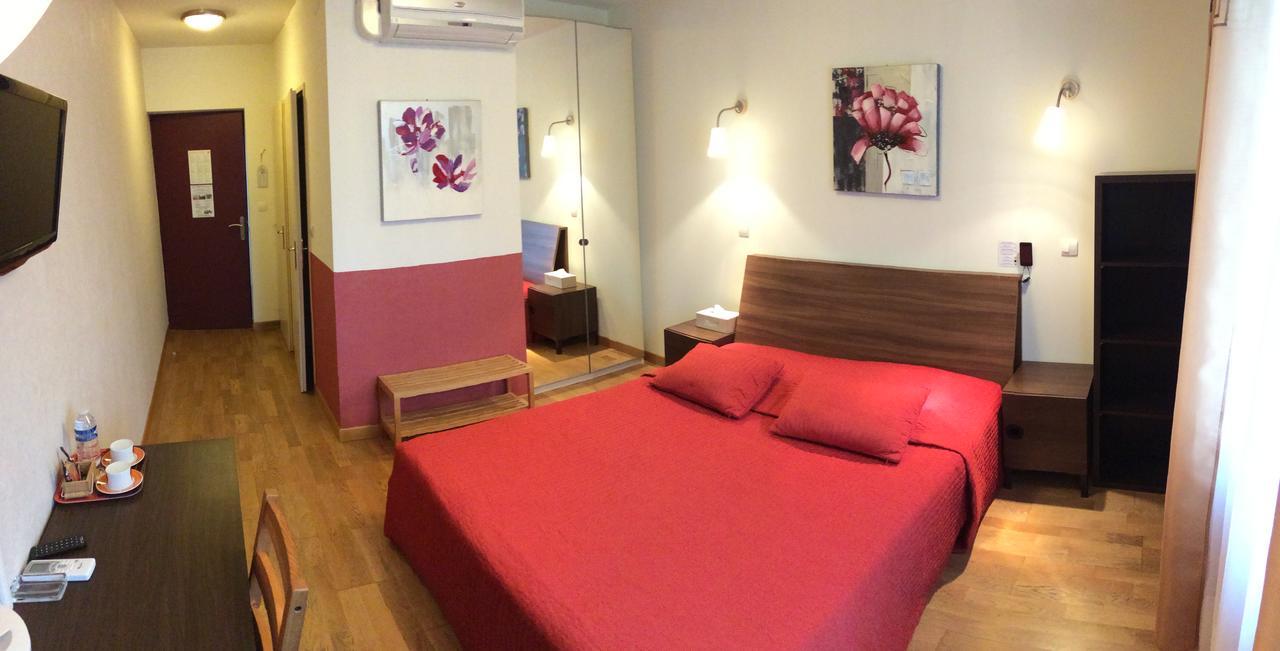 Logis Hotel Le Chantoiseau Chaumont-sur-Aire Ngoại thất bức ảnh